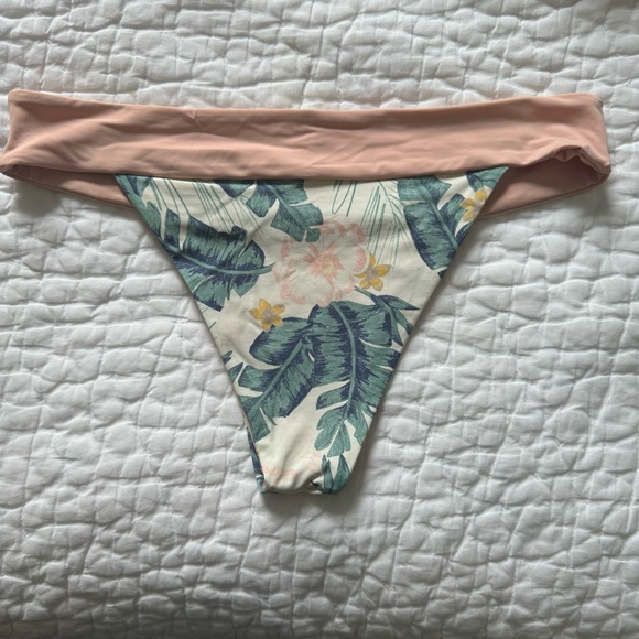 Marine Layer bikini - size Medium - Picture 3 of 6
